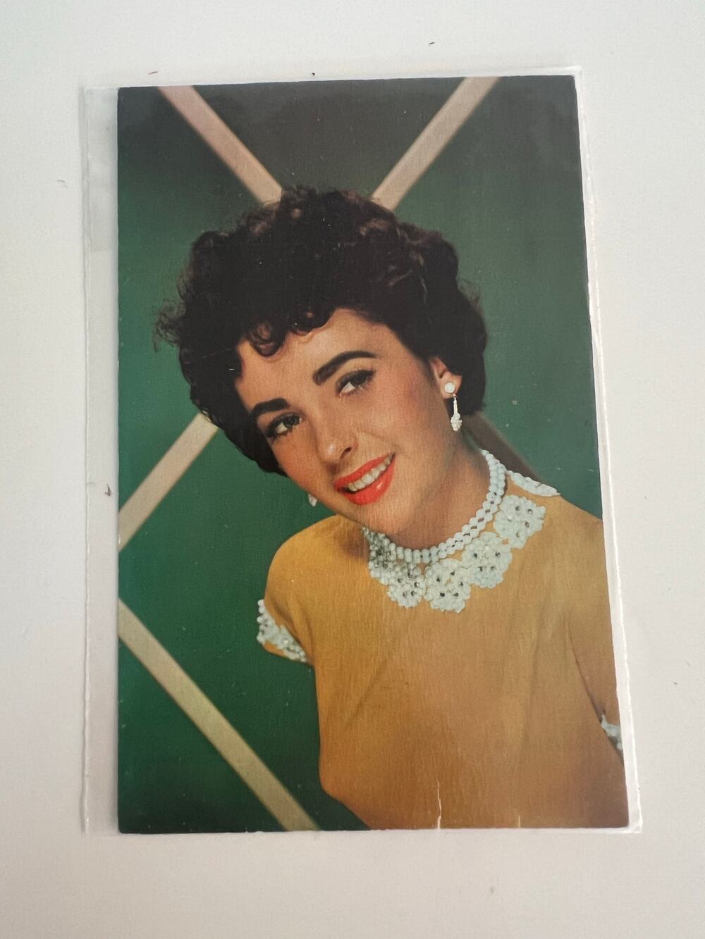 Actress Elizabeth Taylor Postcard MGM's Movie The Girl Who Had Everything JL